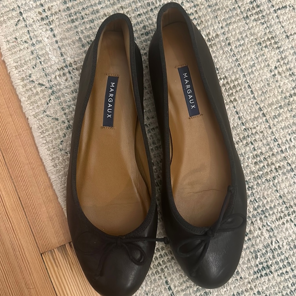 Margaux Black Flats
